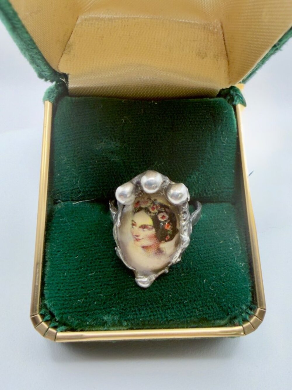 Marie Taglioni Glass Dome Portrait Ring | Hand-Soldered | Alma Antigua